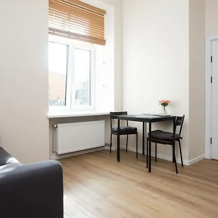 Bright And 2-room Flat Near The Old Town *